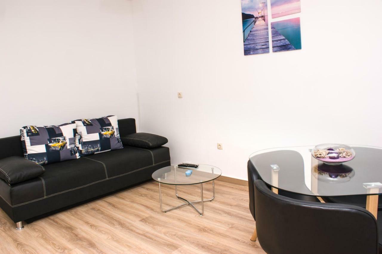 Apartments Martina บานโจเล ภายนอก รูปภาพ