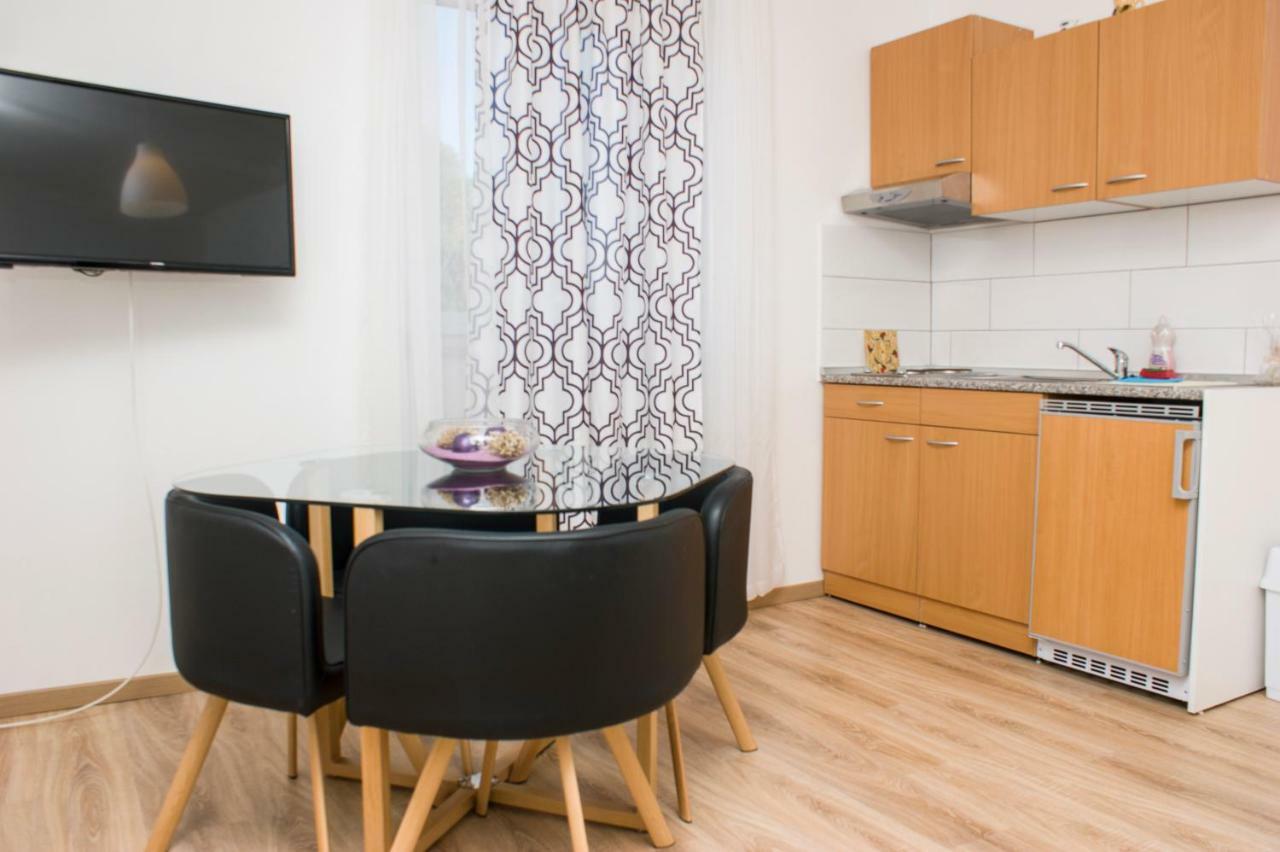 Apartments Martina บานโจเล ภายนอก รูปภาพ