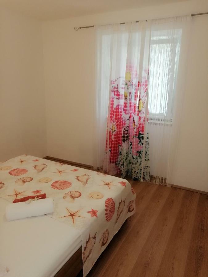 Apartments Martina บานโจเล ภายนอก รูปภาพ